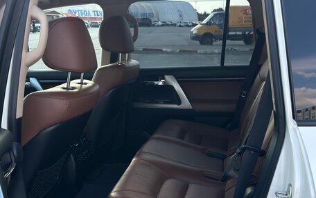 Toyota Land Cruiser 200, 2014 год, 4 490 000 рублей, 9 фотография