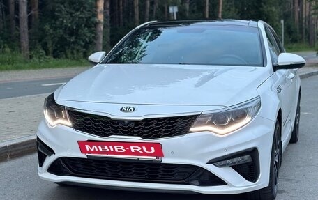 KIA Optima IV, 2018 год, 2 200 000 рублей, 2 фотография
