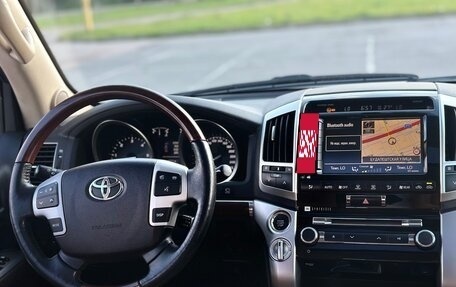 Toyota Land Cruiser 200, 2014 год, 4 490 000 рублей, 7 фотография