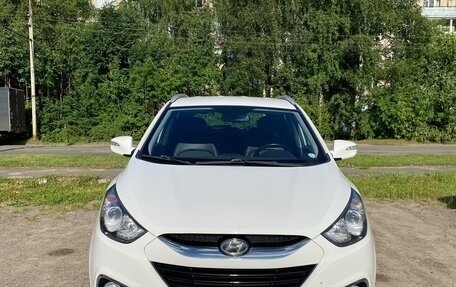 Hyundai ix35 I рестайлинг, 2011 год, 1 090 000 рублей, 2 фотография