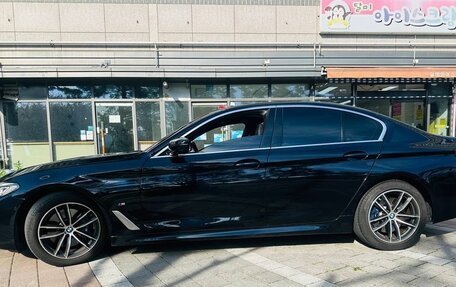 BMW 5 серия, 2023 год, 4 950 000 рублей, 4 фотография