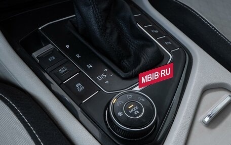Volkswagen Tiguan II, 2017 год, 2 049 000 рублей, 18 фотография