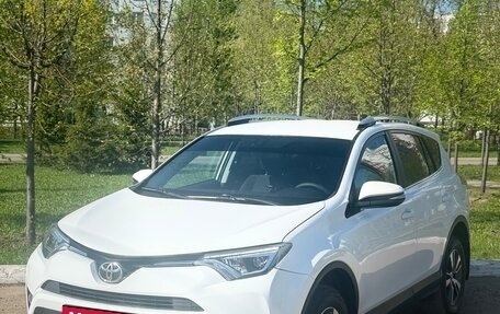 Toyota RAV4, 2018 год, 2 249 000 рублей, 1 фотография