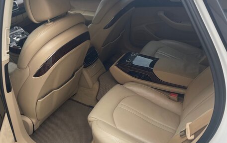 Audi A8, 2011 год, 1 500 000 рублей, 5 фотография