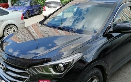 Hyundai Santa Fe III рестайлинг, 2017 год, 2 400 000 рублей, 1 фотография