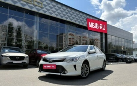 Toyota Camry, 2016 год, 2 130 000 рублей, 1 фотография