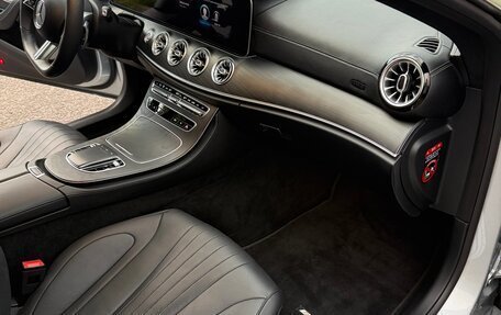 Mercedes-Benz CLS, 2022 год, 6 150 000 рублей, 13 фотография