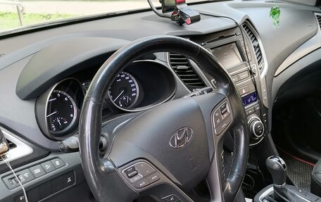 Hyundai Santa Fe III рестайлинг, 2017 год, 2 400 000 рублей, 6 фотография