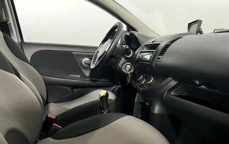 Nissan Note II рестайлинг, 2011 год, 645 000 рублей, 13 фотография