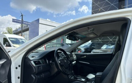 Toyota Camry, 2016 год, 2 130 000 рублей, 9 фотография