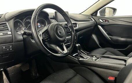 Mazda 6, 2017 год, 1 700 000 рублей, 10 фотография