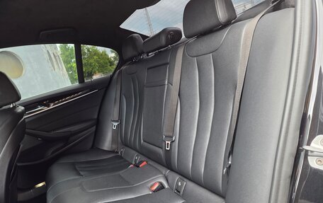 BMW 5 серия, 2019 год, 2 990 000 рублей, 14 фотография