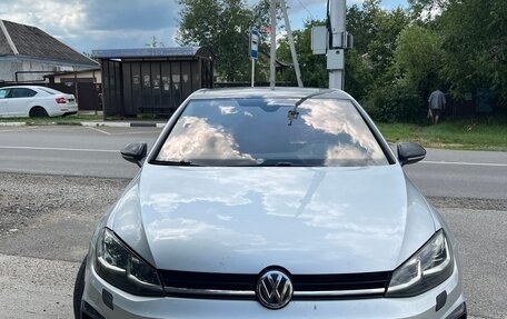Volkswagen Golf VII, 2018 год, 1 750 000 рублей, 1 фотография