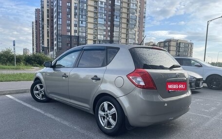 KIA cee'd I рестайлинг, 2011 год, 410 000 рублей, 6 фотография