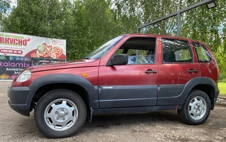 Chevrolet Niva I рестайлинг, 2010 год, 480 000 рублей, 5 фотография