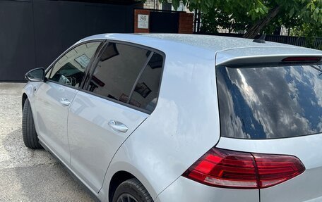 Volkswagen Golf VII, 2018 год, 1 750 000 рублей, 4 фотография