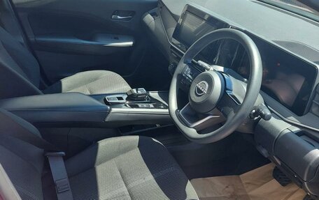 Nissan Note, 2021 год, 1 500 000 рублей, 4 фотография