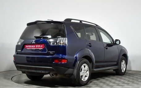Mitsubishi Outlander III рестайлинг 3, 2011 год, 900 000 рублей, 6 фотография