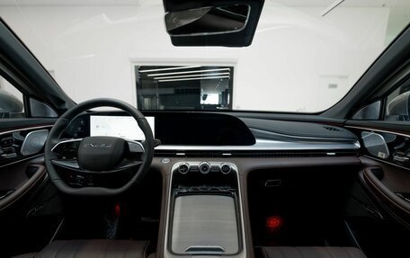 CheryExeed TXL, 2023 год, 4 900 000 рублей, 3 фотография
