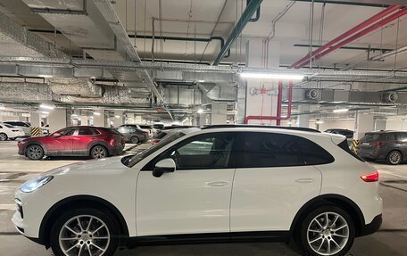 Porsche Cayenne III, 2020 год, 7 350 000 рублей, 8 фотография
