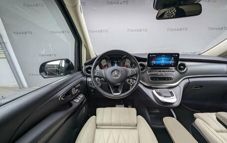 Mercedes-Benz V-Класс, 2022 год, 7 449 000 рублей, 8 фотография