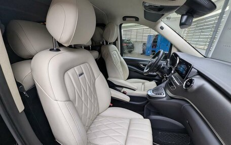 Mercedes-Benz V-Класс, 2022 год, 7 449 000 рублей, 13 фотография