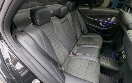 Mercedes-Benz E-Класс, 2016 год, 2 897 000 рублей, 12 фотография