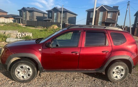 Renault Duster I рестайлинг, 2013 год, 820 000 рублей, 2 фотография