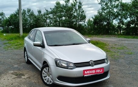 Volkswagen Polo VI (EU Market), 2012 год, 700 000 рублей, 1 фотография