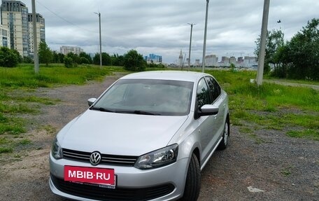 Volkswagen Polo VI (EU Market), 2012 год, 700 000 рублей, 3 фотография