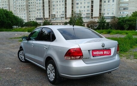 Volkswagen Polo VI (EU Market), 2012 год, 700 000 рублей, 8 фотография