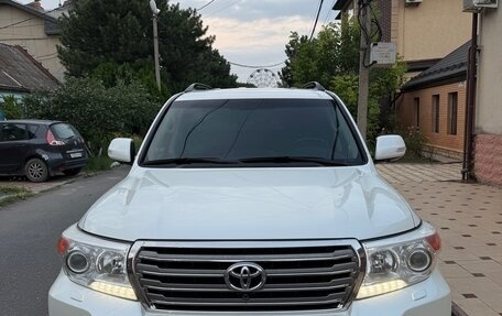 Toyota Land Cruiser 200, 2013 год, 4 650 000 рублей, 2 фотография