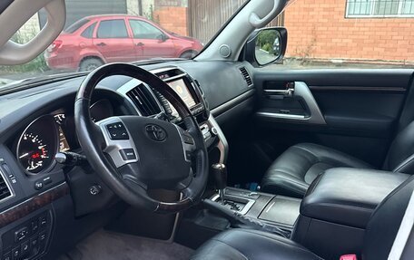 Toyota Land Cruiser 200, 2013 год, 4 650 000 рублей, 6 фотография