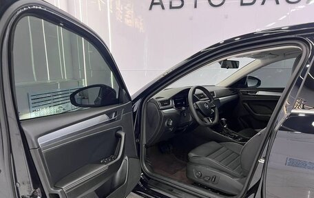 Skoda Superb III рестайлинг, 2023 год, 2 200 000 рублей, 7 фотография