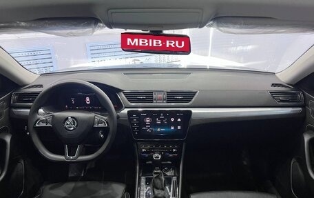 Skoda Superb III рестайлинг, 2023 год, 2 200 000 рублей, 15 фотография