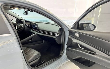 Hyundai Elantra, 2023 год, 1 500 000 рублей, 18 фотография