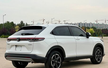 Honda Vezel, 2023 год, 1 770 000 рублей, 4 фотография
