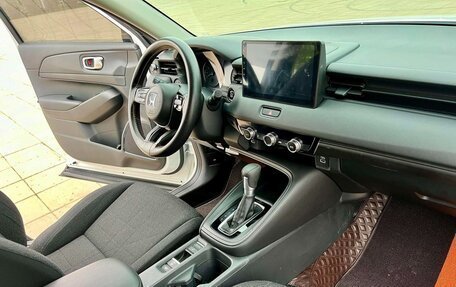 Honda Vezel, 2023 год, 1 770 000 рублей, 9 фотография