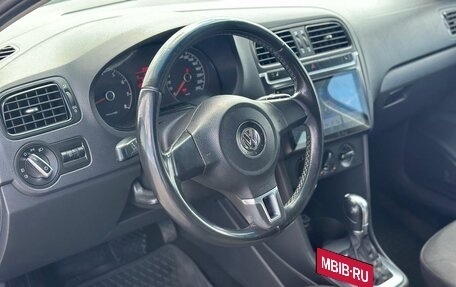 Volkswagen Polo VI (EU Market), 2013 год, 750 000 рублей, 17 фотография