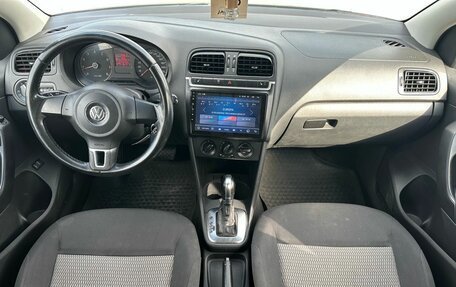 Volkswagen Polo VI (EU Market), 2013 год, 750 000 рублей, 32 фотография