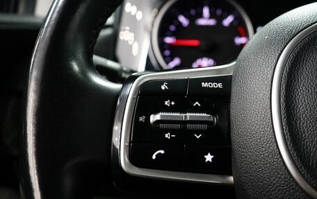 KIA Carnival, 2021 год, 3 150 000 рублей, 14 фотография