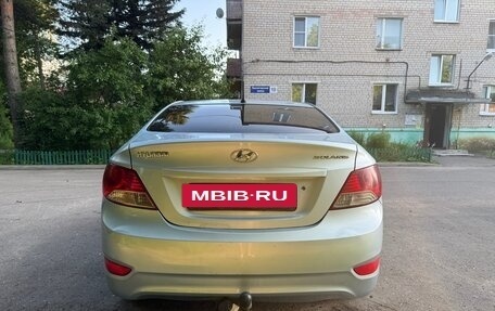 Hyundai Solaris II рестайлинг, 2011 год, 465 000 рублей, 4 фотография