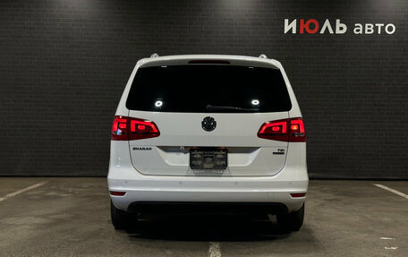 Volkswagen Sharan II, 2011 год, 1 445 000 рублей, 6 фотография