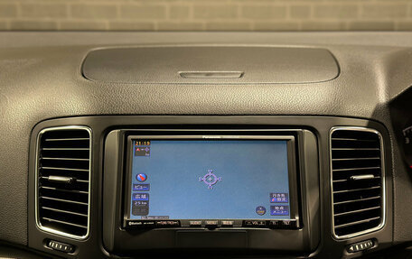 Volkswagen Sharan II, 2011 год, 1 445 000 рублей, 15 фотография