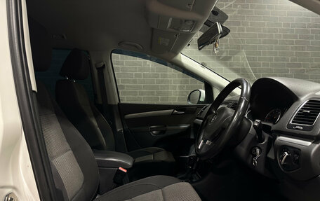 Volkswagen Sharan II, 2011 год, 1 445 000 рублей, 12 фотография