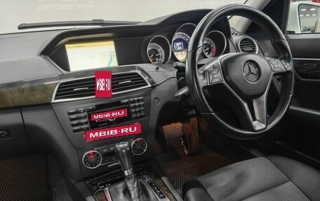 Mercedes-Benz C-Класс, 2011 год, 1 400 000 рублей, 14 фотография