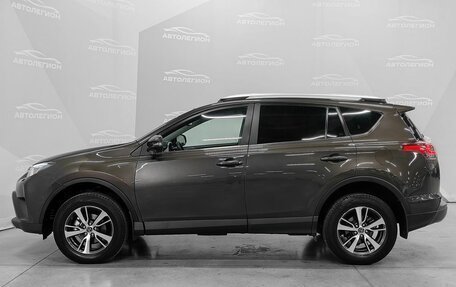 Toyota RAV4, 2018 год, 2 650 000 рублей, 2 фотография