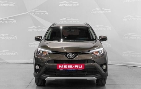 Toyota RAV4, 2018 год, 2 650 000 рублей, 8 фотография