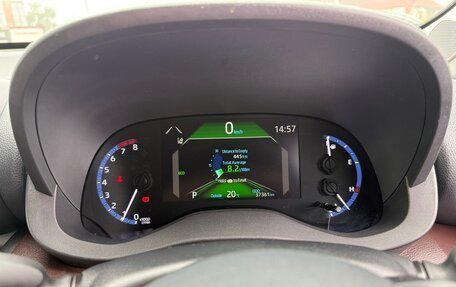 Toyota Yaris Cross, 2022 год, 1 750 000 рублей, 9 фотография