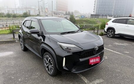 Toyota Yaris Cross, 2022 год, 1 750 000 рублей, 4 фотография